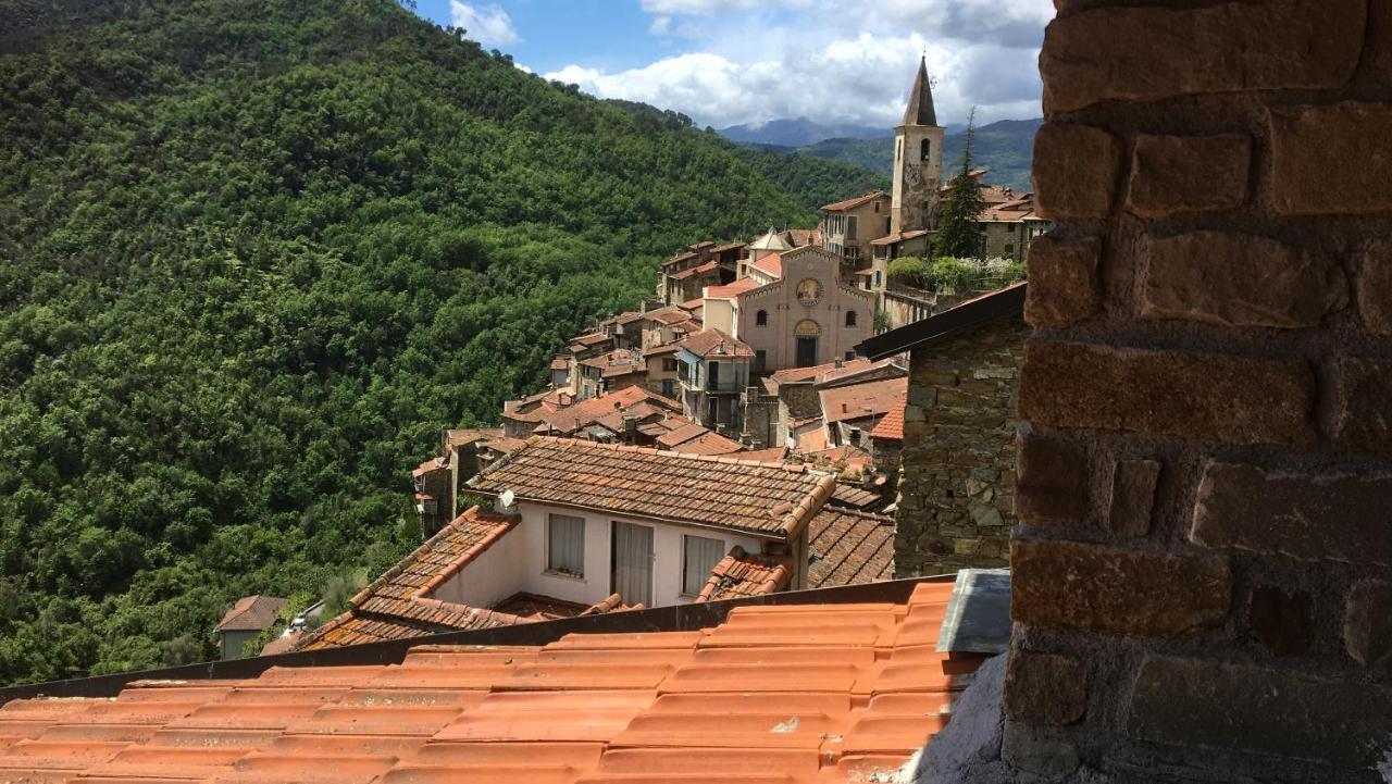 House In The Medieval Village Apricale Ngoại thất bức ảnh